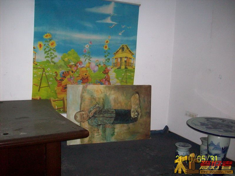 一楼卧室（我的设计室）.jpg