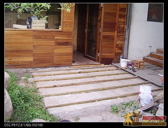 木屋工作间1153.jpg