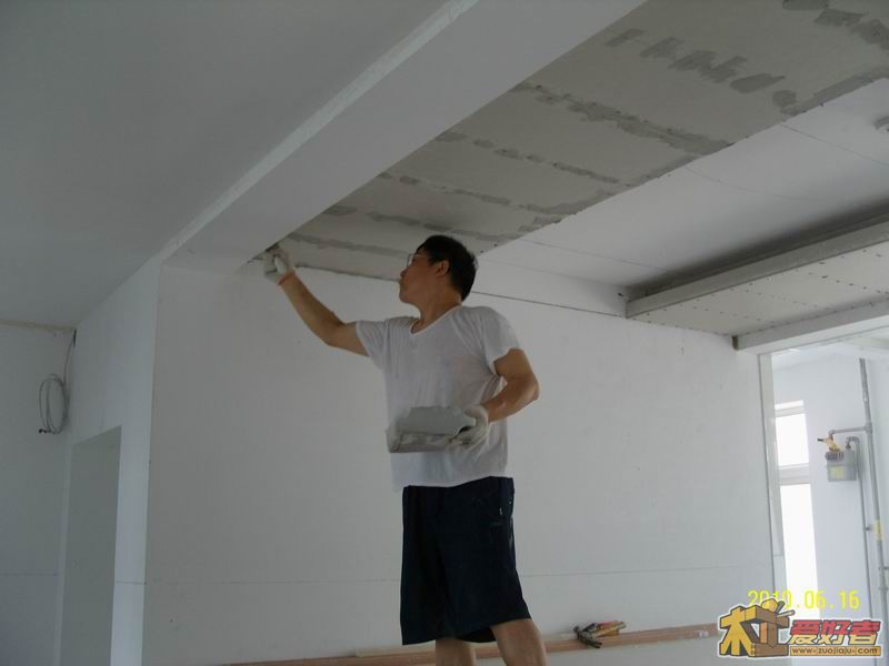 装修!练成强壮体魄 呵呵~.JPG