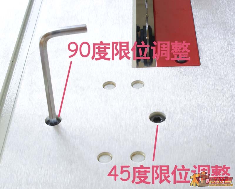 角度调整孔2.jpg