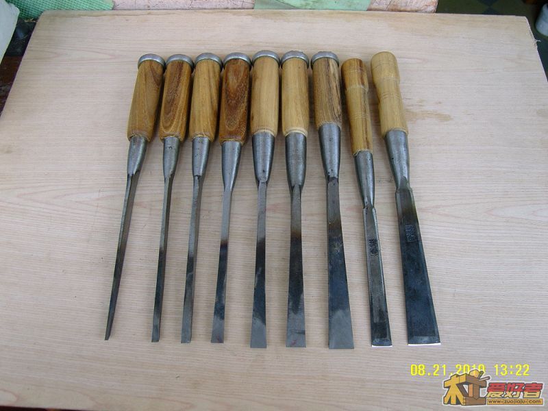 凿子：3、6、8、10、13、16、20mm，扁铲：17、28mm