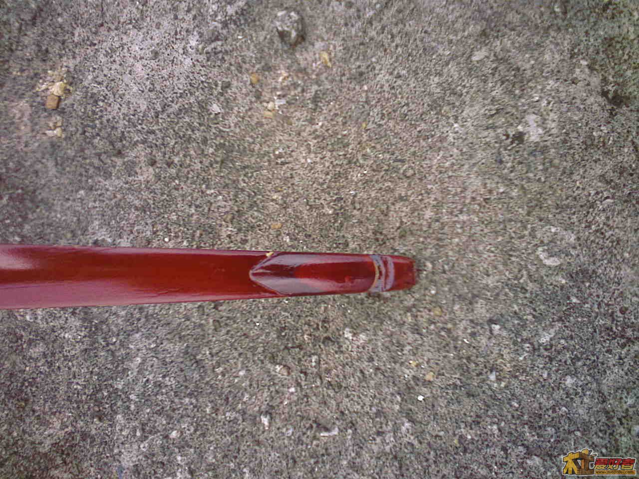 弓梢背面