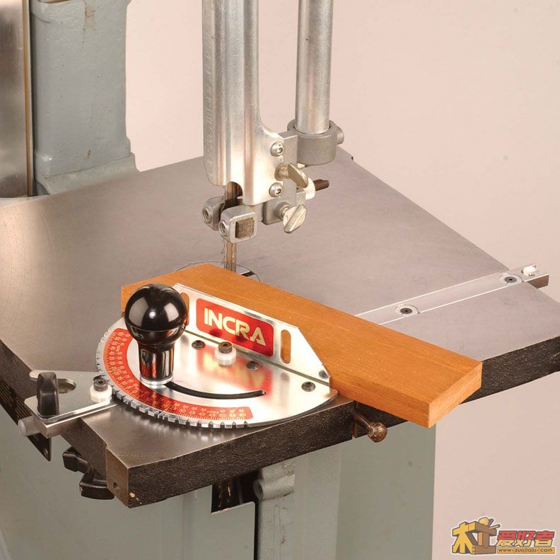 miter_v27_pic5_zoom.jpg