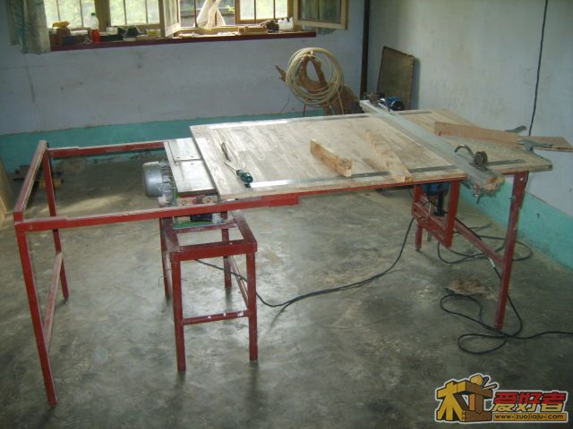 S8303901.JPG