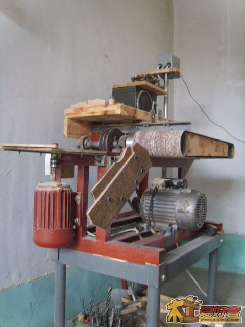 S8303909.JPG
