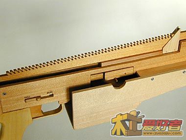 203_04.jpg