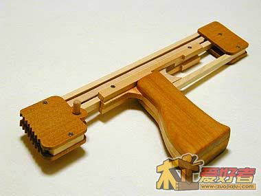 p303_01.jpg