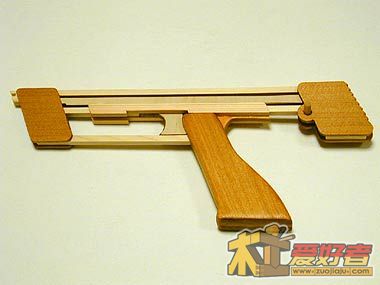p303_10.jpg