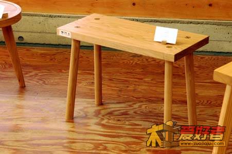 nishikata-bench.jpg