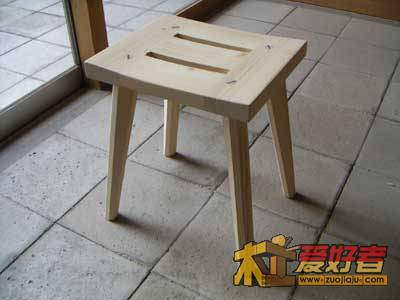 stool04.jpg