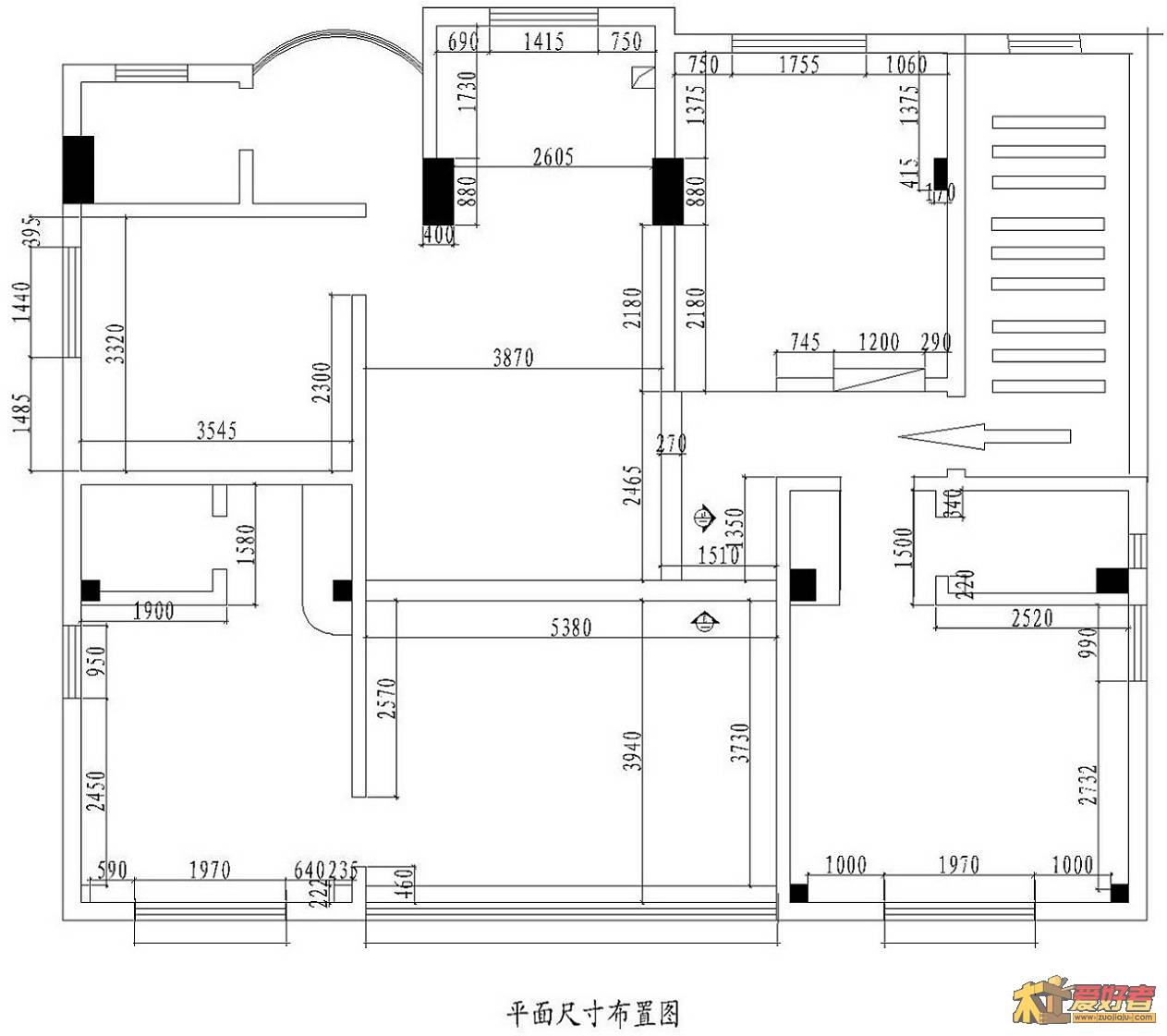 平面尺寸布置图.jpg