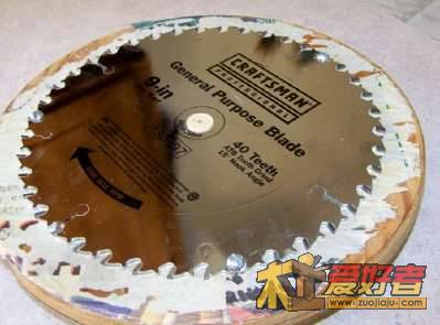 Mount-the-saw-blade.jpg