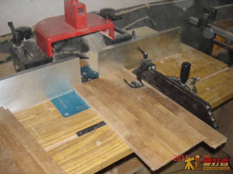 这个比较容易操作。