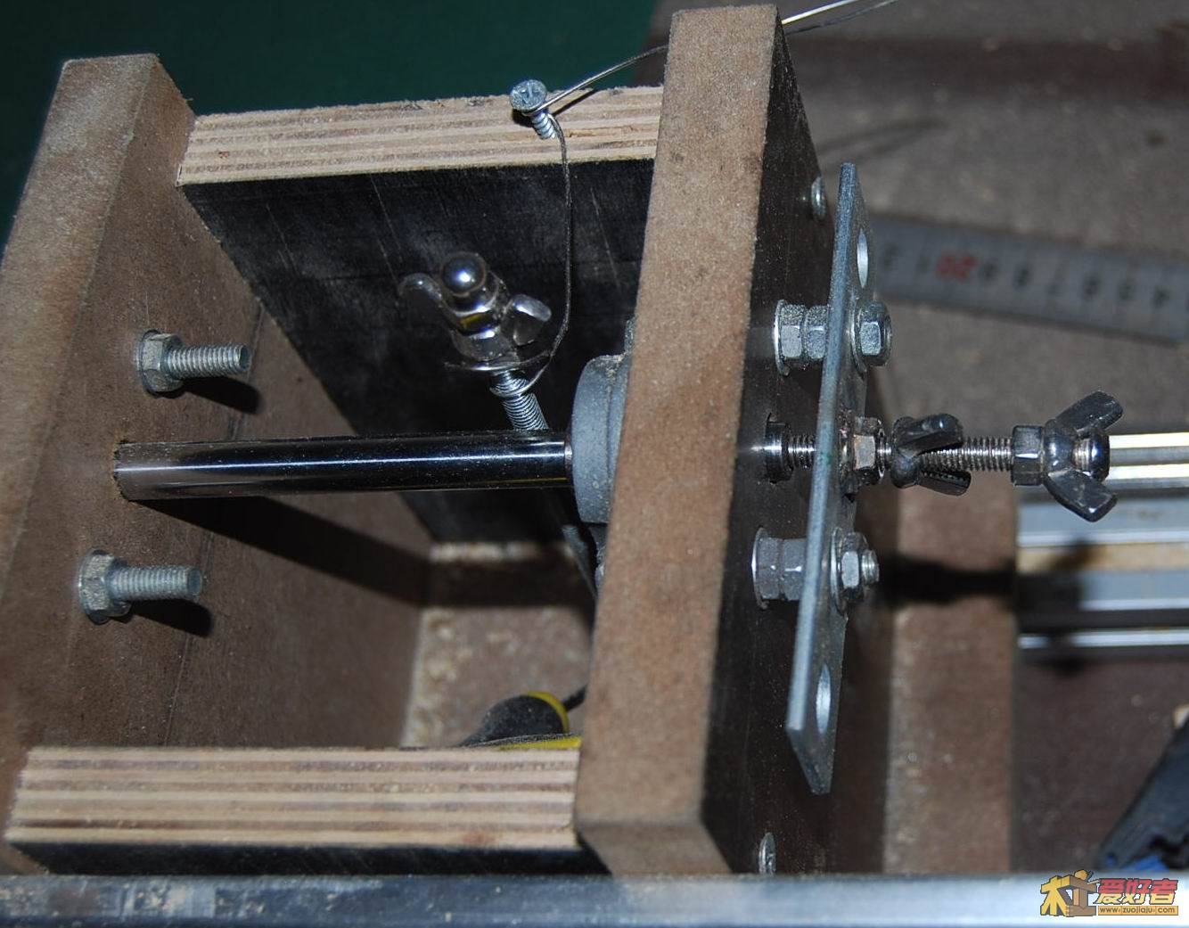 车床尾座顶尖调节.jpg