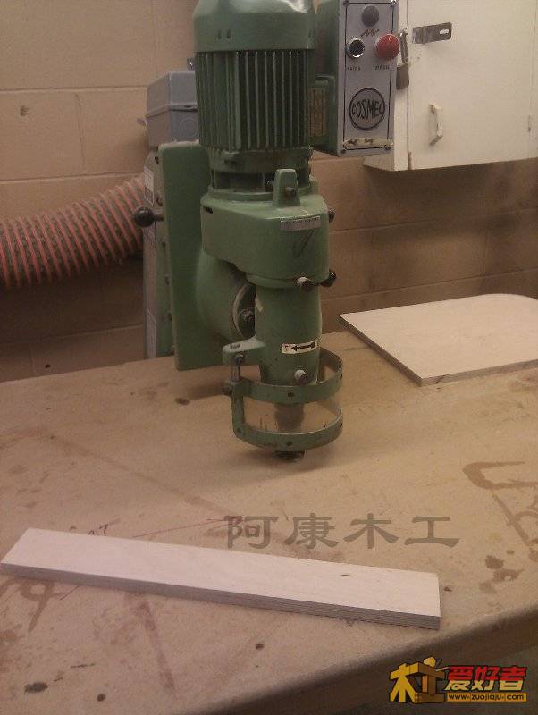 边上开槽机器