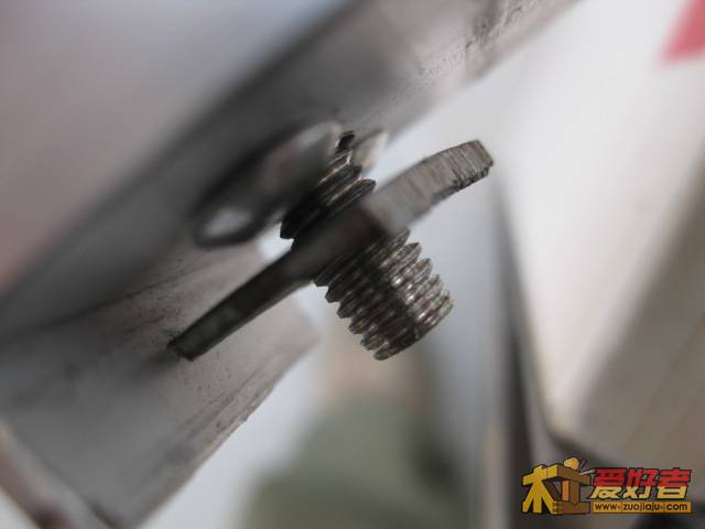 靠山螺丝在滑轨里的方形螺丝
