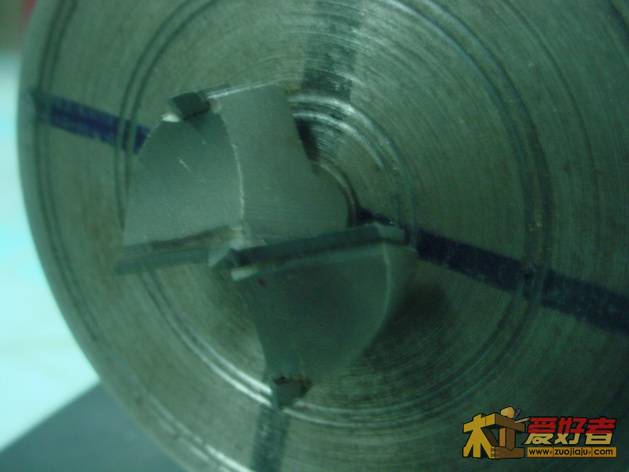 卡盘装上开孔器