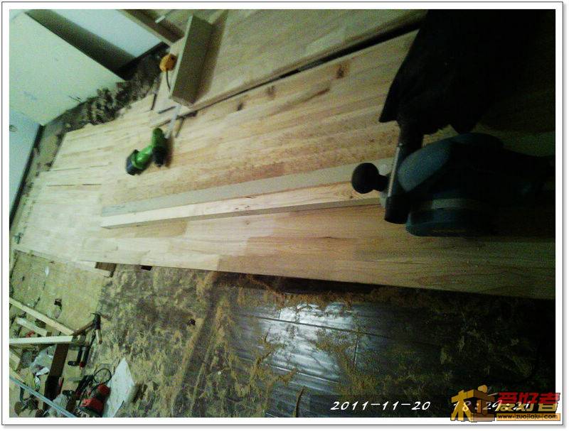 11-20_18.29_第二根门框.jpg