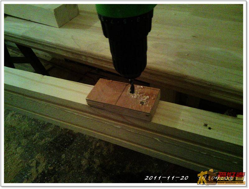 11-20_19.09_做了个模板打眼.jpg