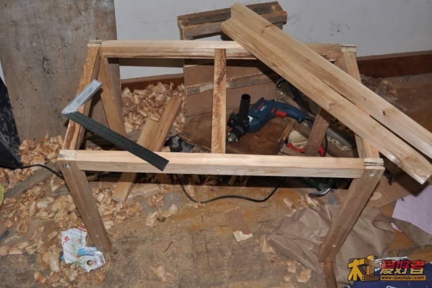 简易台架子.jpg