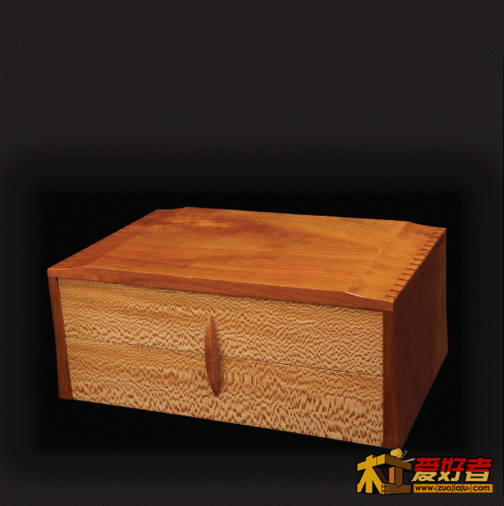 Furniture_10_exterior.gif