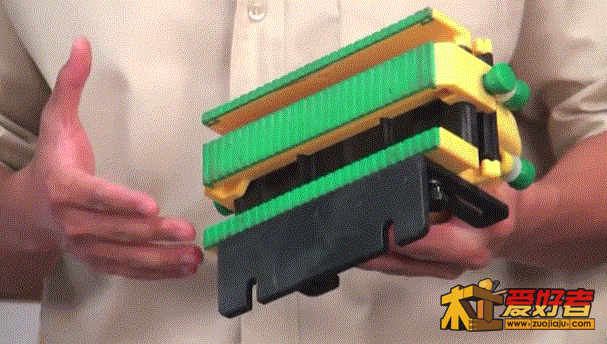 7.GIF