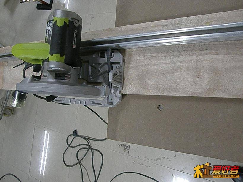 山寨导轨锯2.JPG