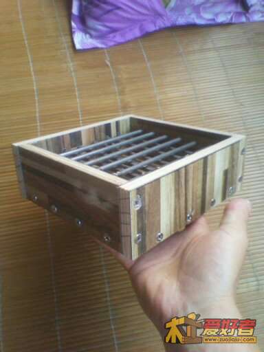 托起来试试   稳重大方。。。。。。