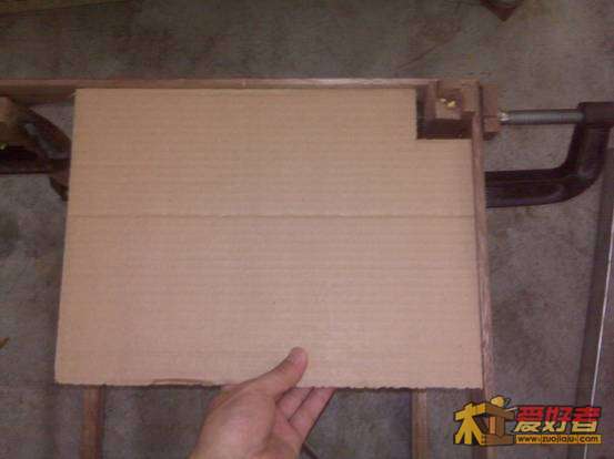 123组装前自制的建议角尺.jpg