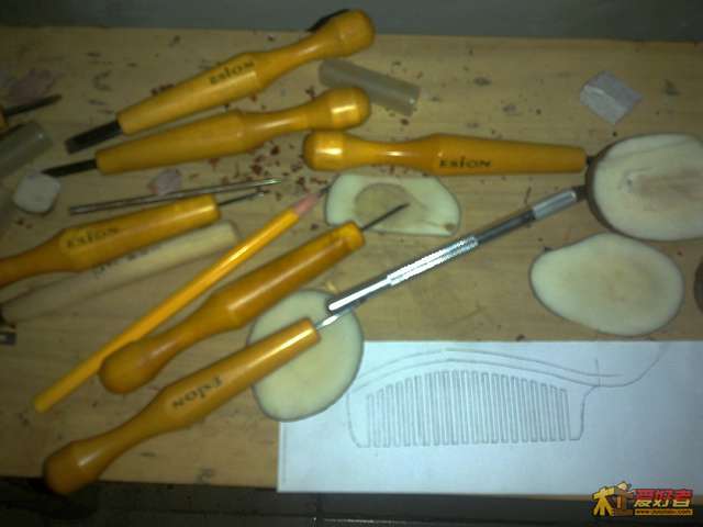 20120809928.jpg