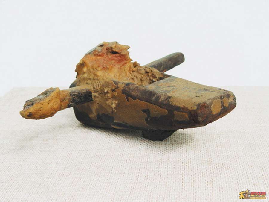 菏泽元代古沉船出土平木工具—刨子.jpg