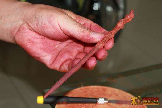 已经开始自由发挥了，呵呵。