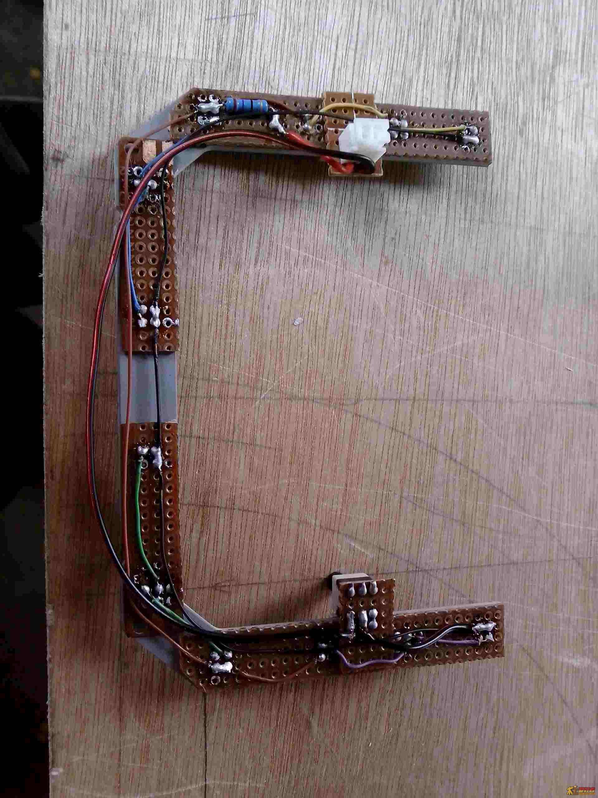 LED4.jpg