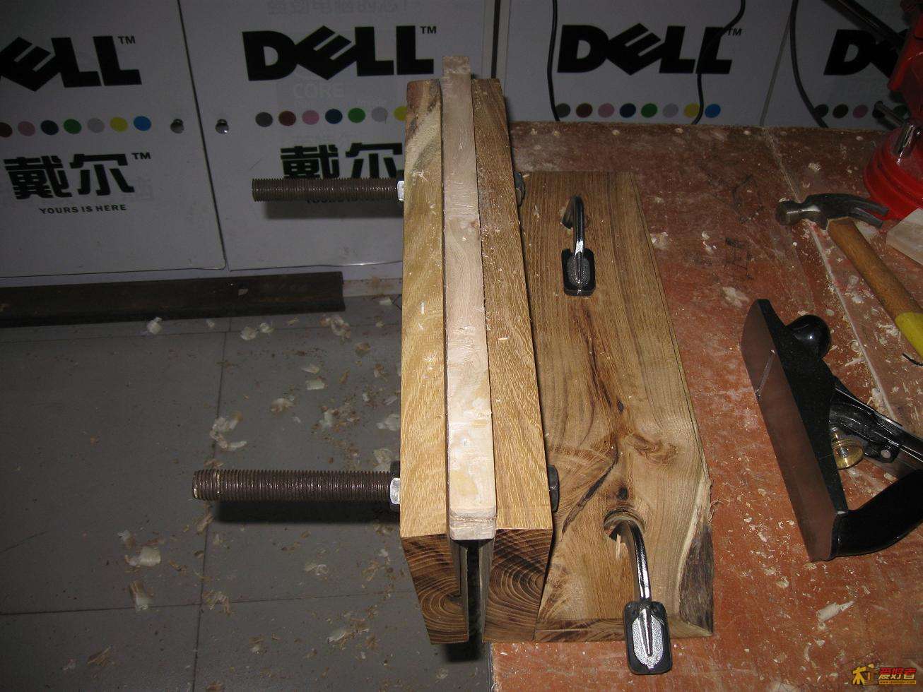 基本满意，可活动板是斜的。哈哈……。