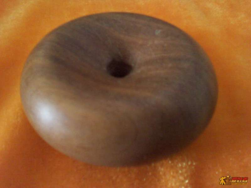 中间的芯子车的平安扣