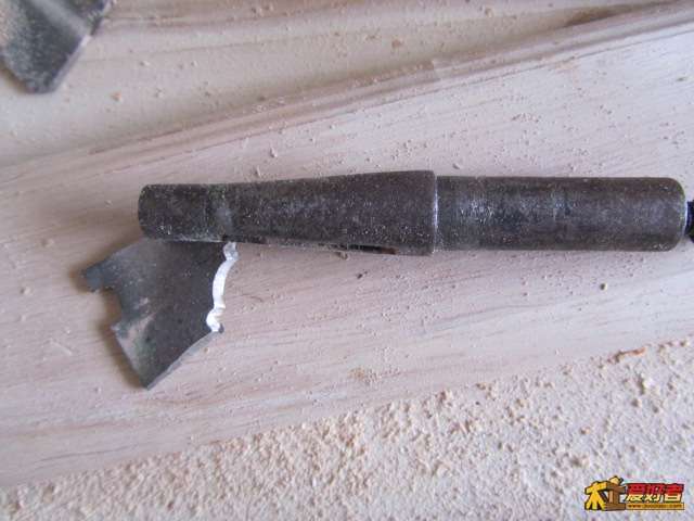 230456s39mfil33pak41wp.jpg