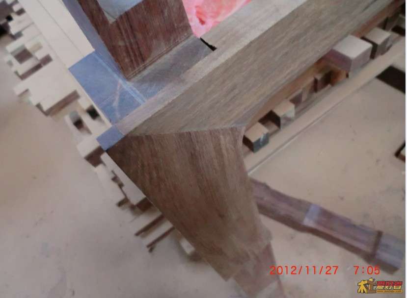QQ截图20121127184737.jpg