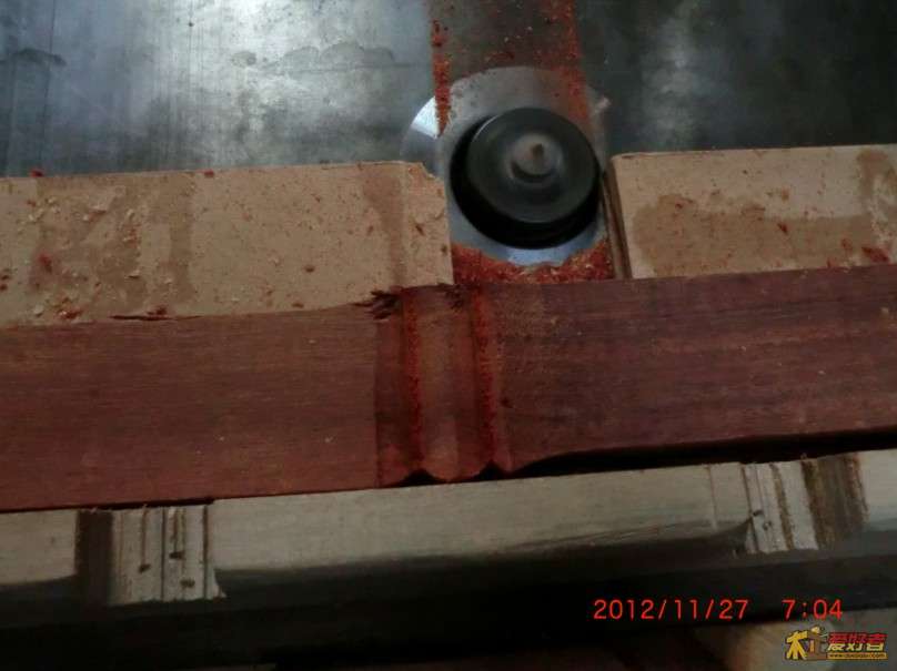 QQ截图20121127184809.jpg