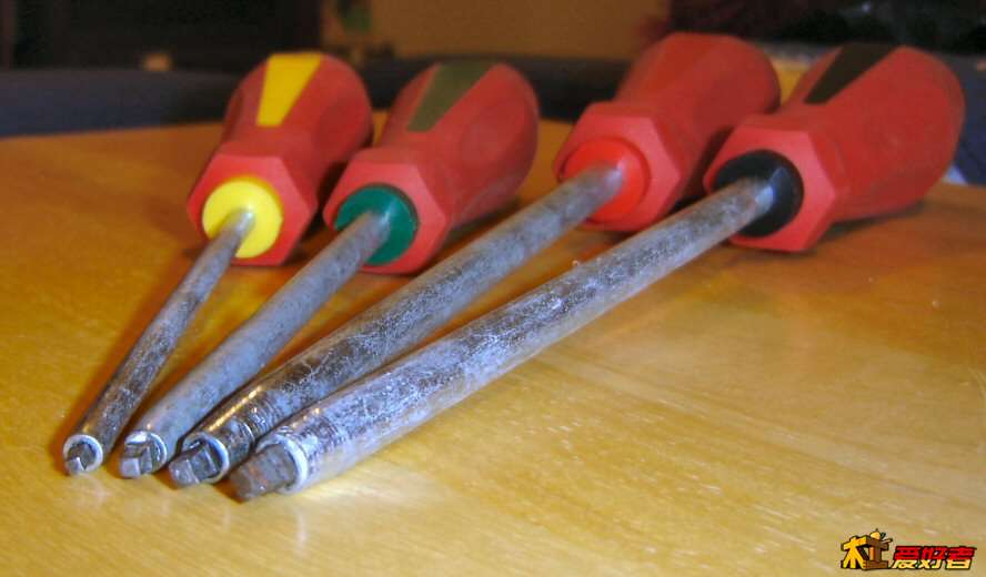 Robertson_screwdrivers.jpg