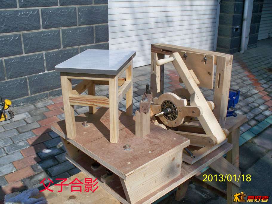 小方凳制作照片 016.jpg