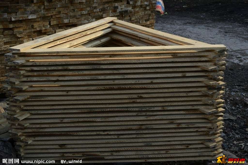 2436367_225930892000_2.jpg
