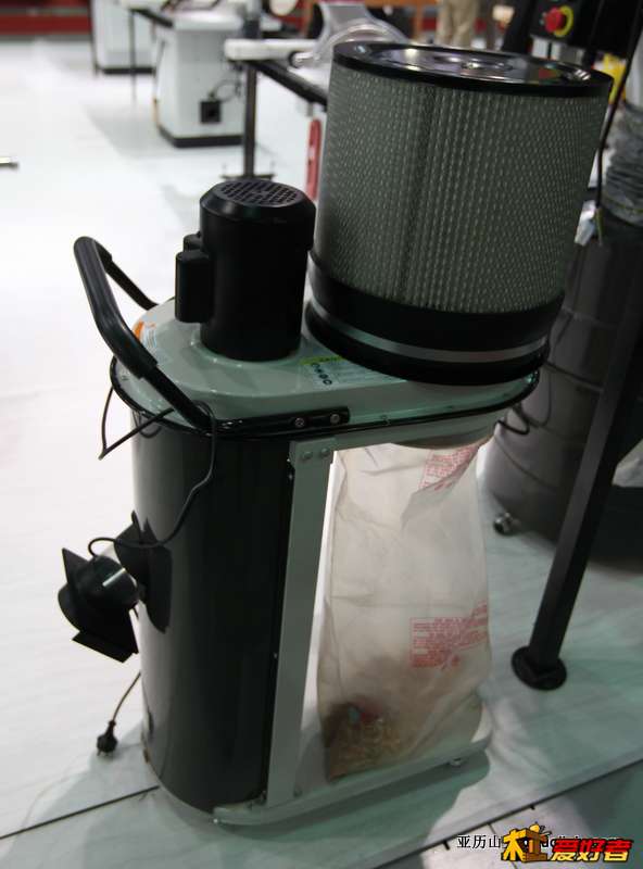 1-IMG_2504.JPG