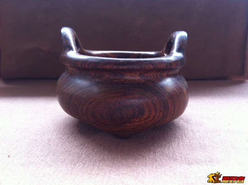 香炉自然光 007.jpg