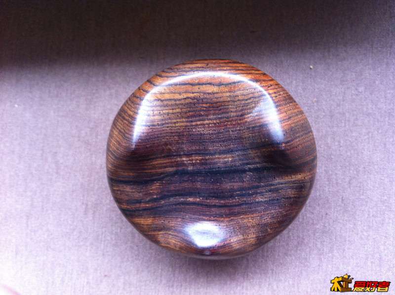 香炉自然光 010.jpg