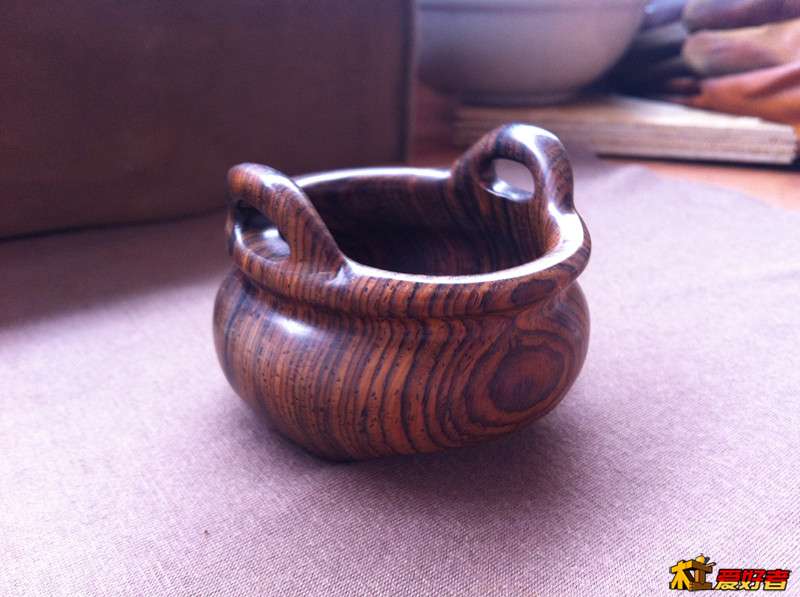 香炉自然光 012.jpg