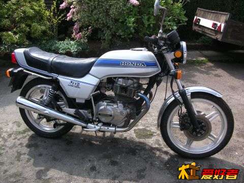 honda 400.jpg