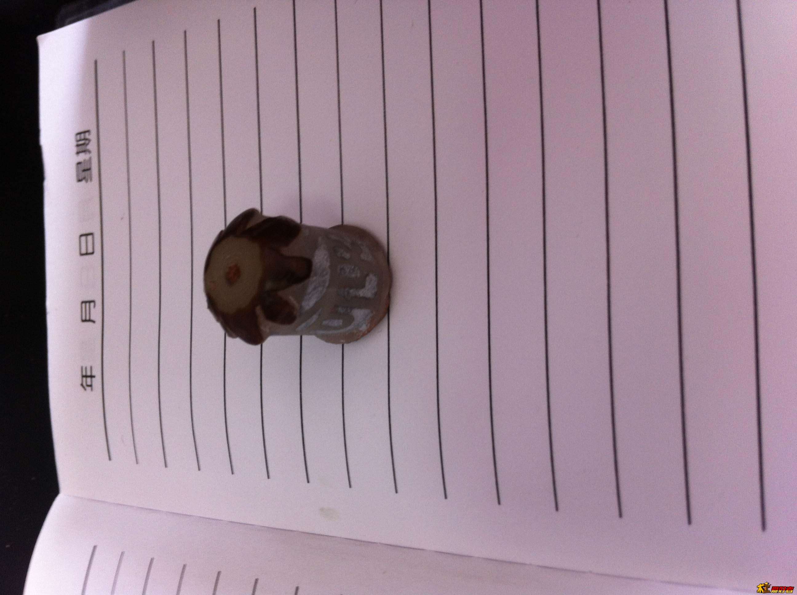 上面本想做成花辨的，后来随意成这样了。