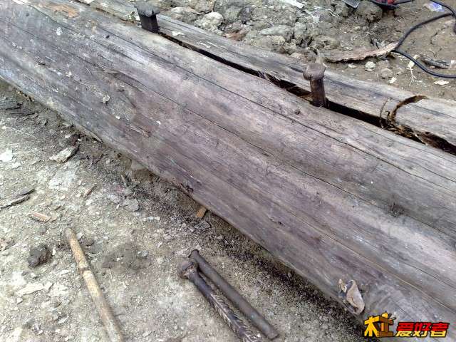 太大了上不了带锯，暴力破开