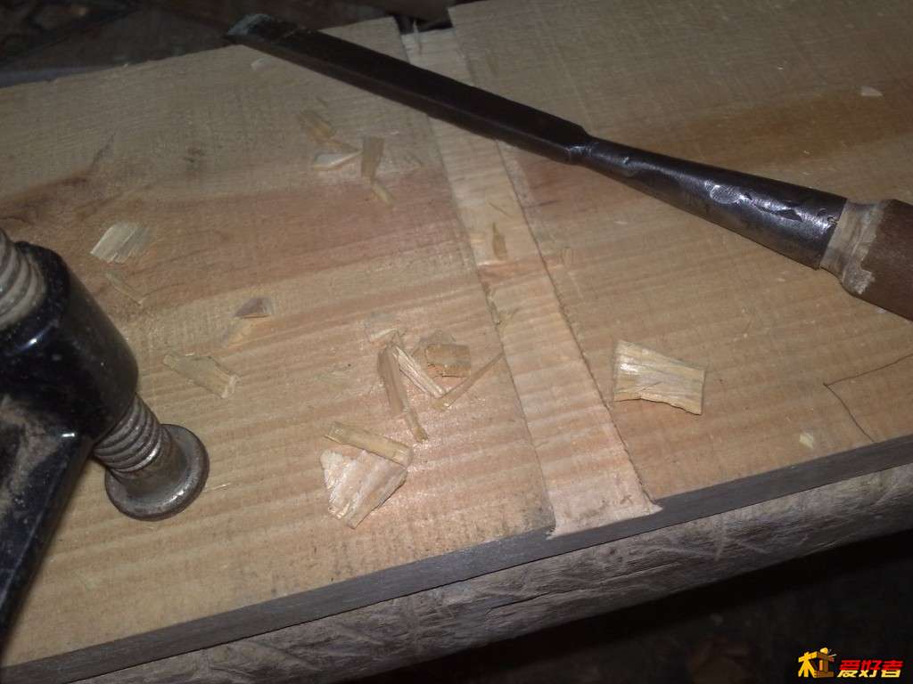 松木柜门开槽上横稍