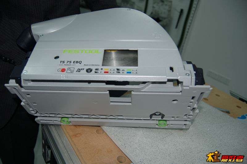 173516gc6iucuu2hvw6ut4.jpg